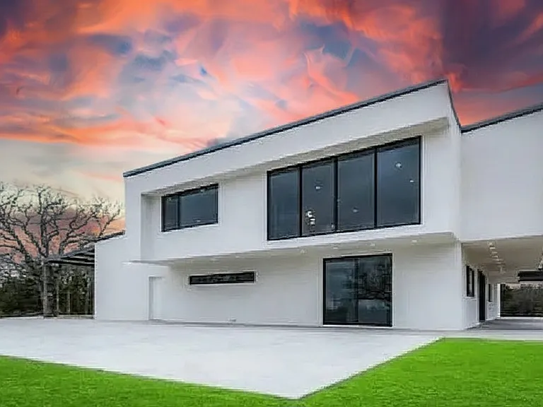 456 Mockingbird Rd — Photo 1