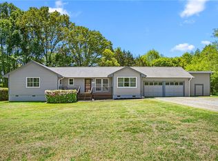 2627 White Pine Dr, Mebane, NC 27302