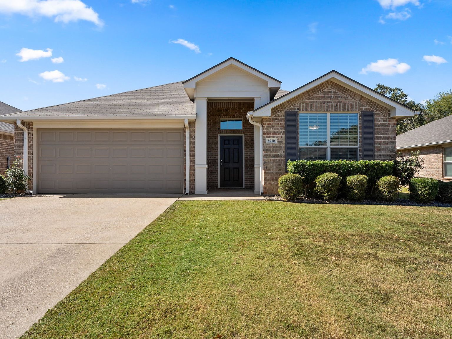 6015 Pine Cone Ln, Tyler, TX 75707 | MLS #21017057 | Zillow