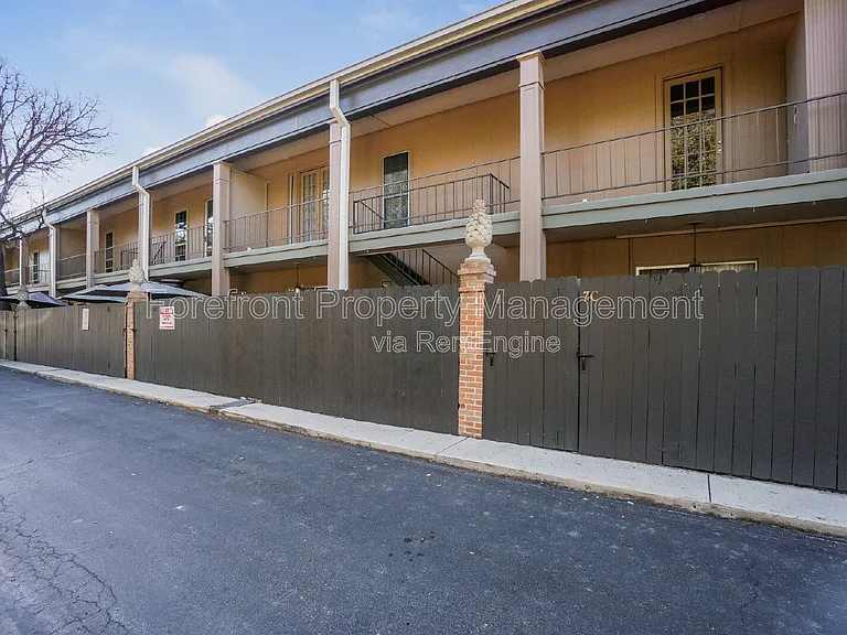 7711 Broadway #11C — Photo 3
