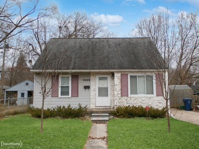 1505 Blueberry Ln, Flint, MI, 48507