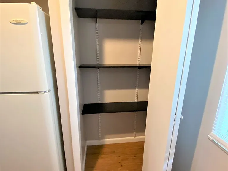 451 Alden Ave — Photo 10
