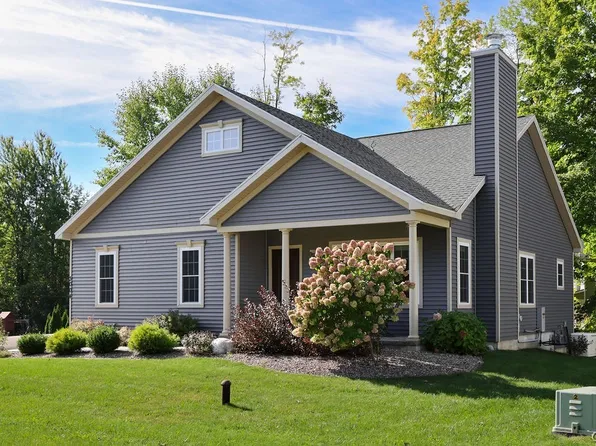 3004 Verona Ct, Baldwinsville, NY 13027