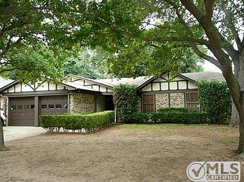 1st image of 1629 Winchester Way