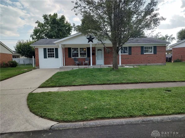 199 Krebs Dr, Sabina, OH 45169