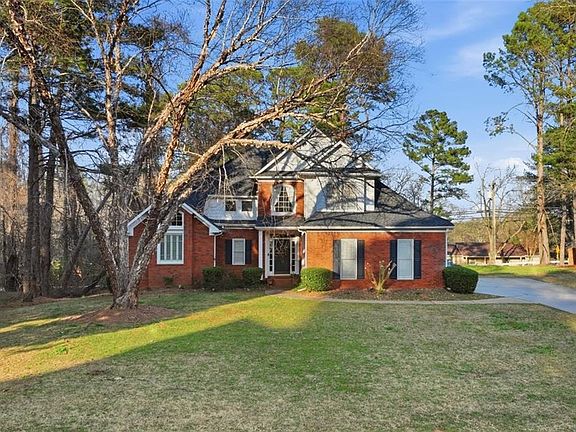 2nd image of 3868 Brookview Point