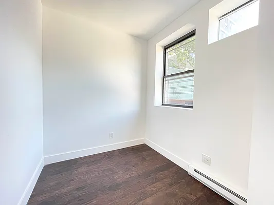 Rented by Bruma Realty LLC | media 4