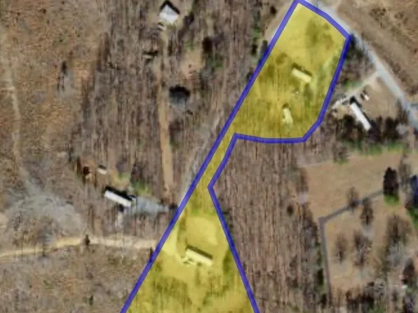 953 Chapel Grove Rd, Evington, VA 24550