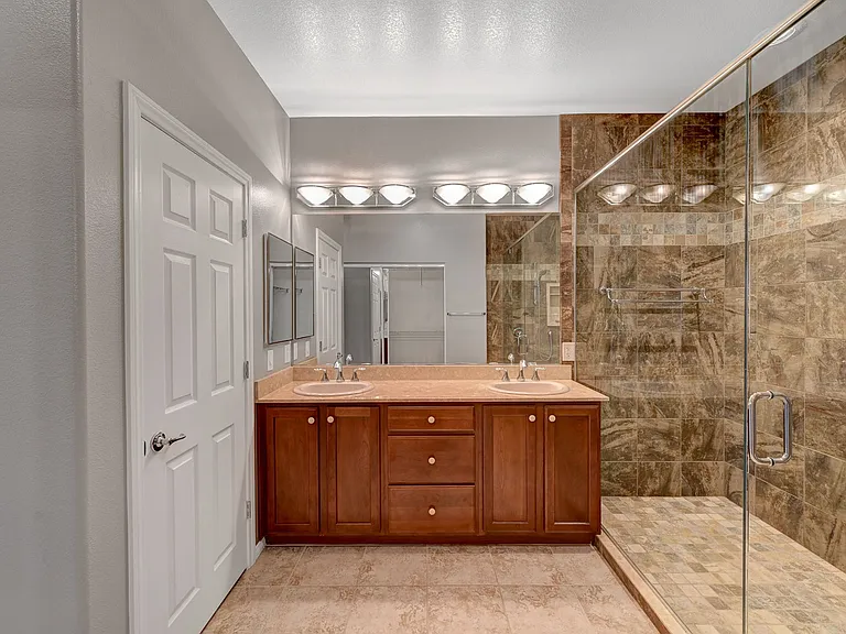 8409 Insignia Ave #102 — Photo 39
