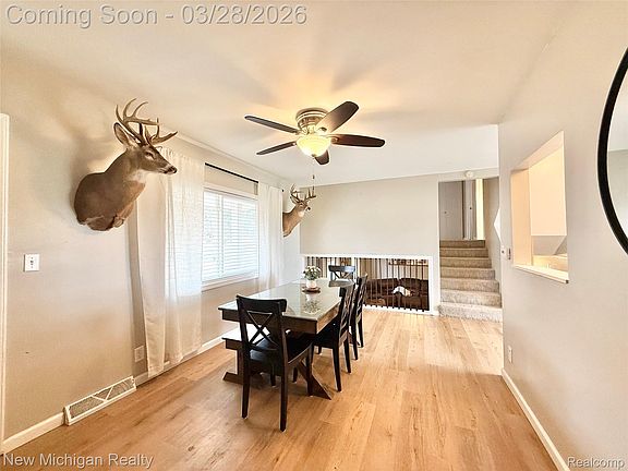 5th image of 8393 Gale Rd