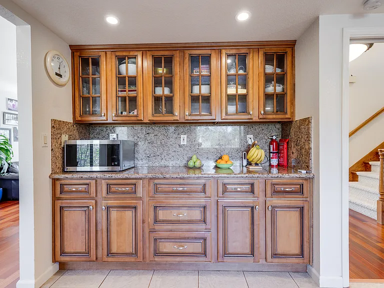 651 Fontes Dr — Photo 15