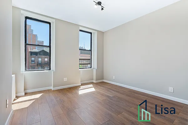 Rented by Lisa Management Inc | media 9