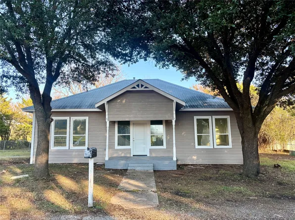 428 N State St, Lancaster, TX 75146