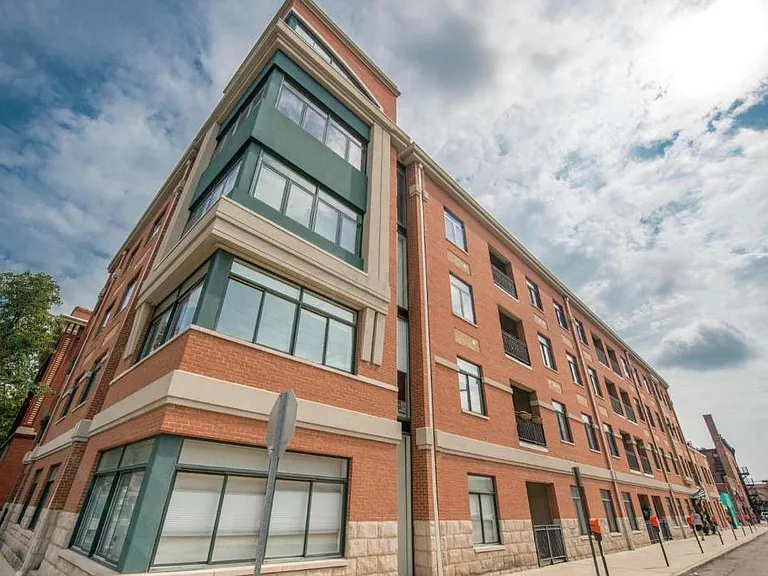 34 W Poplar Ave #402 — Photo 38