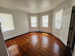 33 Monticello St #1, Providence, RI 02904