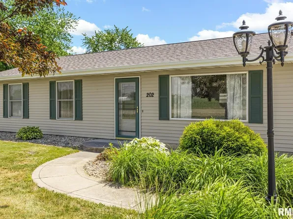 202 E Illinois St, Brimfield, IL 61517
