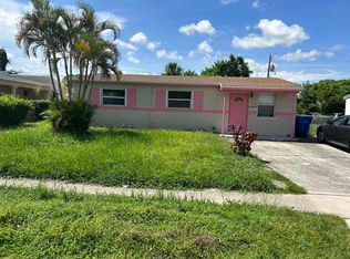 1215 W 3rd St, Riviera Beach, FL 33404