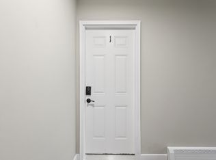 2442 County Road I APT 1, Saint Paul, MN 55112