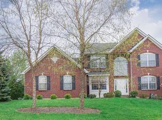 11040 Valleystream Dr, Cincinnati, OH 45242