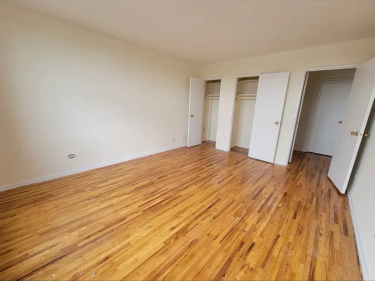 78-40 164th St #4W — Photo 5