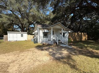 136 Cummings Rd, Pensacola, FL 32503