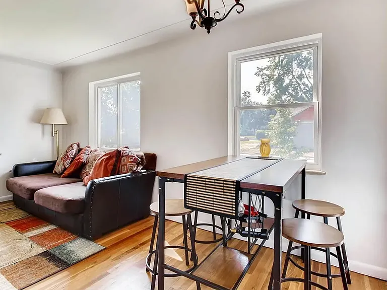 3010 N Leyden St — Photo 4