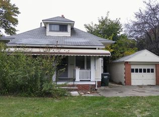 962 E 237th St, Euclid, OH