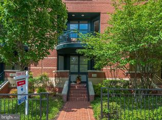 1614 N Rhodes St, Arlington, VA 22209