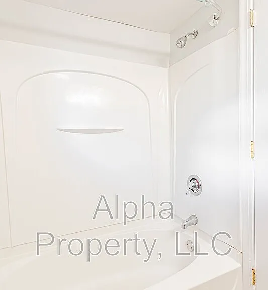 7 Highlawn Ave — Photo 17