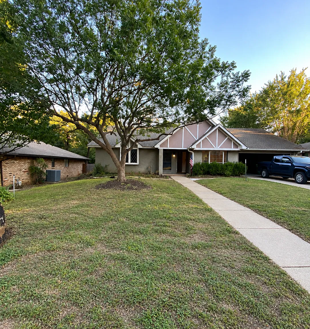 4 bed, 1930 sqft, $2,450 — Photo 1