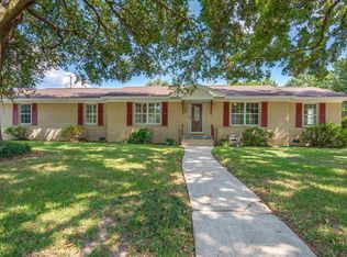 6290 Hermitage Dr, Pensacola, FL 32504