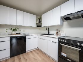 450 NE Dekalb Ave, Bend, OR