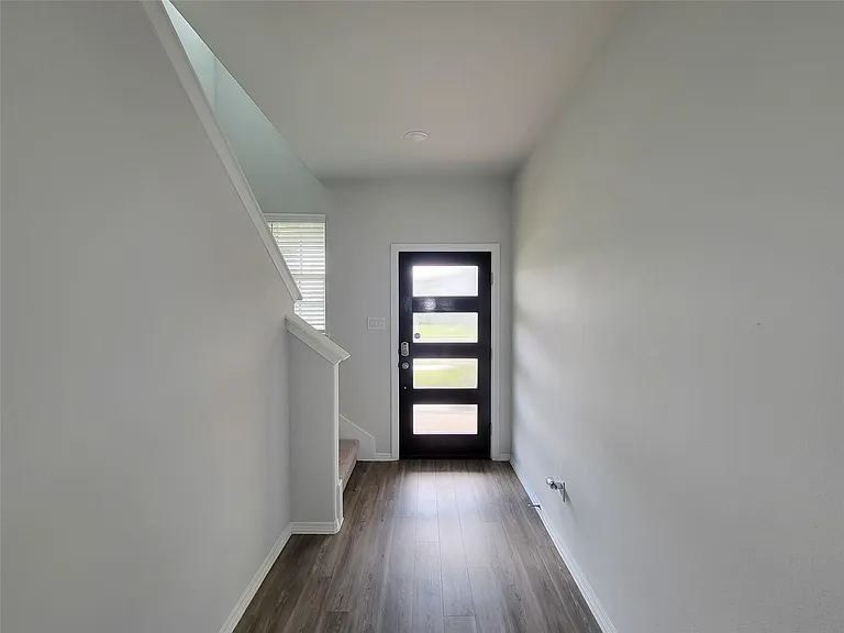 23330 Kinsfolk Dr — Photo 4