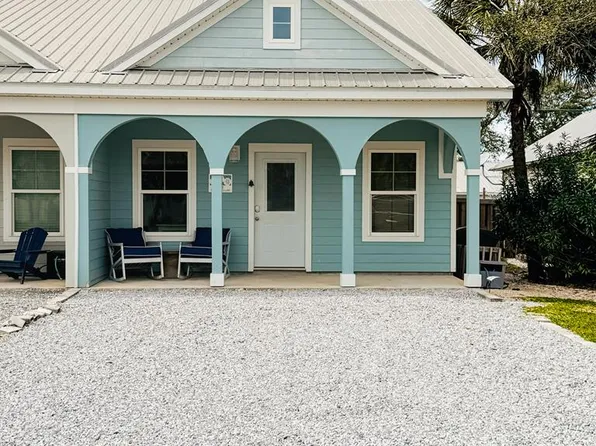 103 N 35th St #C, Mexico Beach, FL 32410