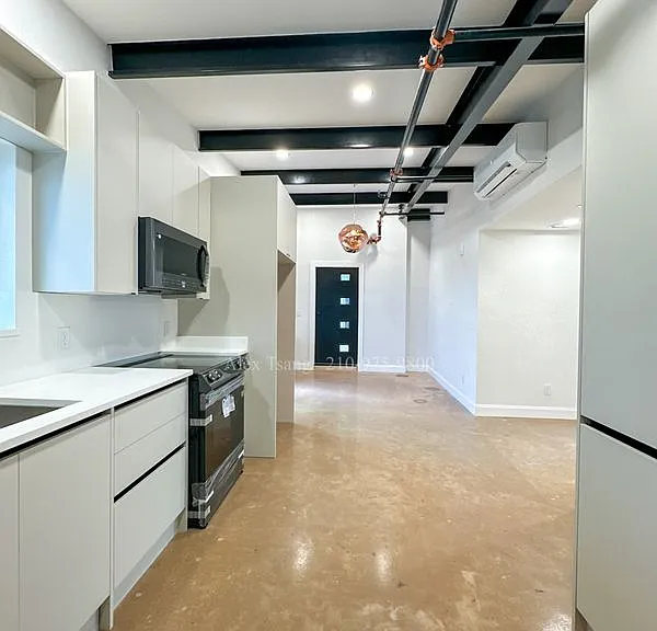 630 Montana St #301 — Photo 6