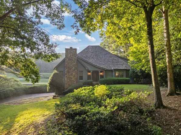 9850 Huntcliff Trce, Sandy Springs, GA 30350