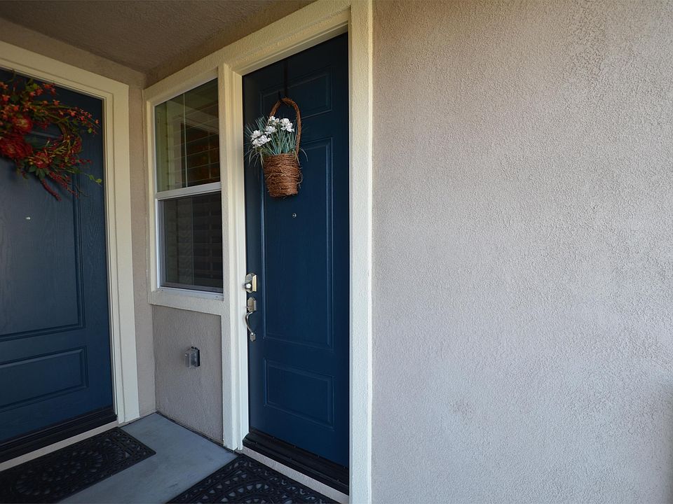 1st image of 28891 Skylark St