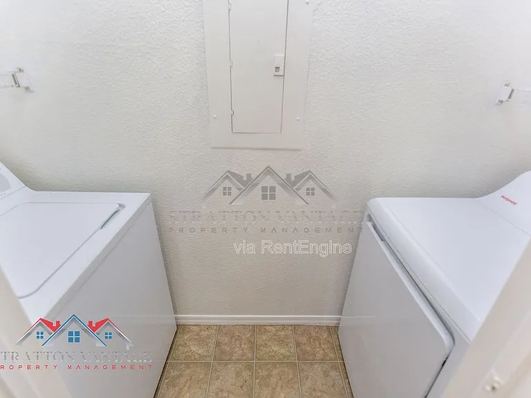 5345 E Van Buren St #367 — Photo 25