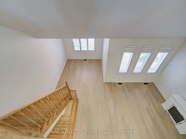114 Ness Dr — Photo 17