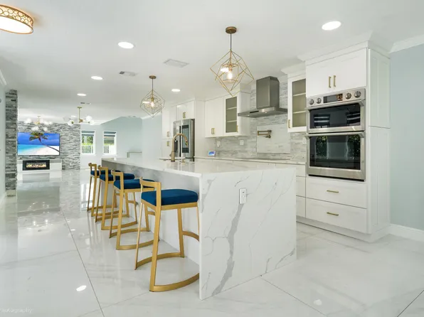 20252 Monteverdi Circle, Boca Raton, FL 33498