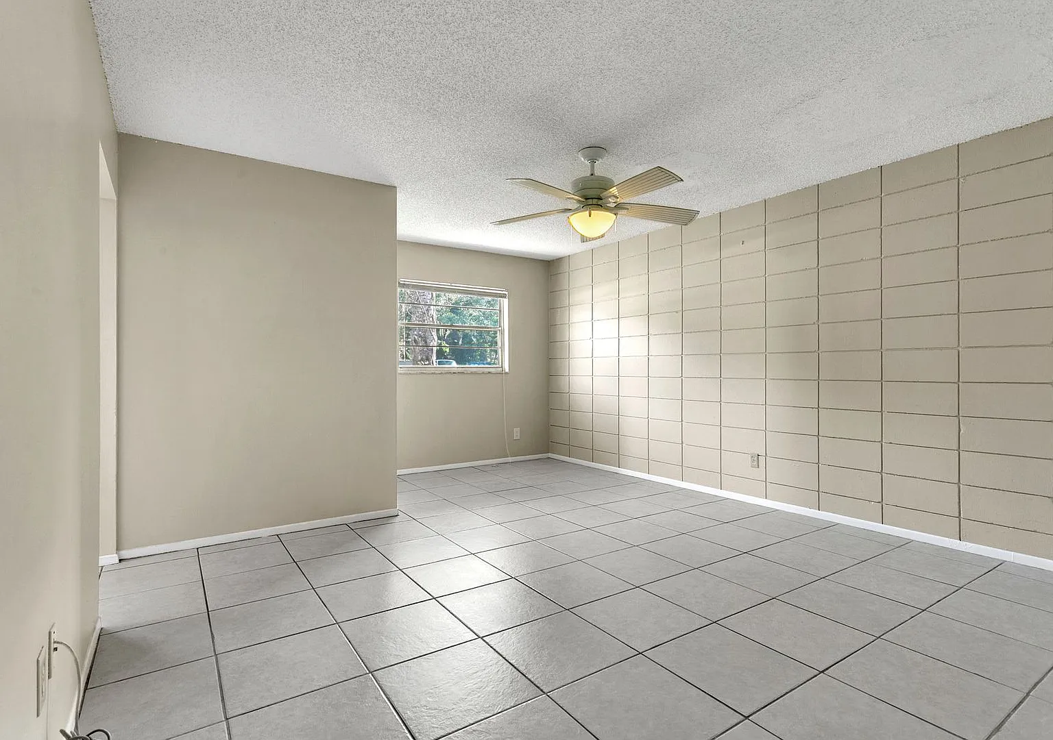 2 BR / 1 BA Duplex in Lake Mary — Photo 4