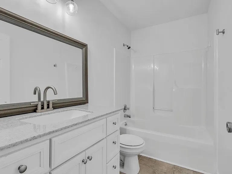 427 Sierra Ct — Photo 13