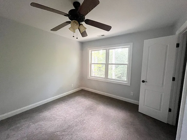 414 Harbor Bay Dr — Photo 3