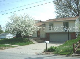 905 9th Ave, Plattsmouth, NE 68048