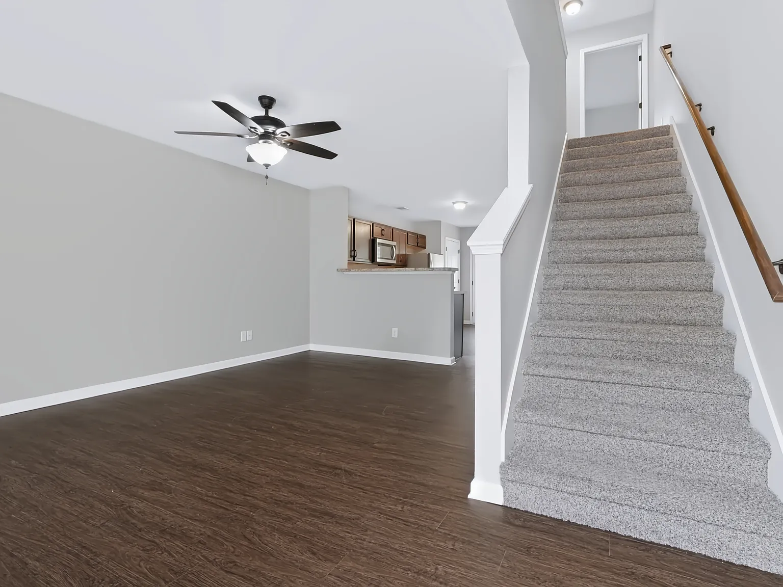 Fairview Lane — Photo 3