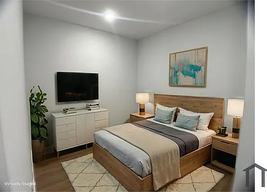 2 bed, 1026 sqft, $1,800 — Photo 2