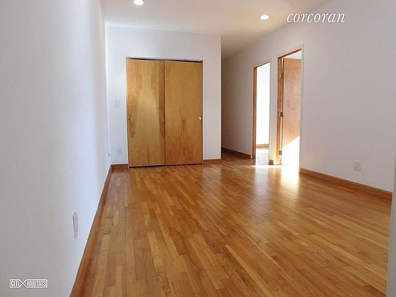 2nd image of 370 W 30th St #9DD