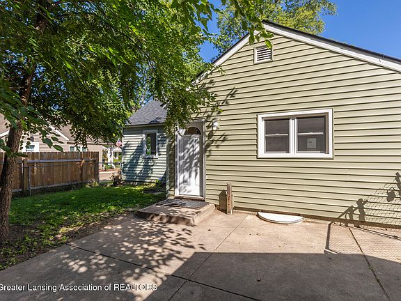 3rd image of 931 Mel Ave