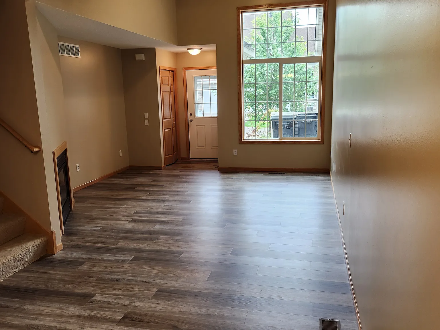 2 bed, 1380 sqft, $2,095 — Photo 4