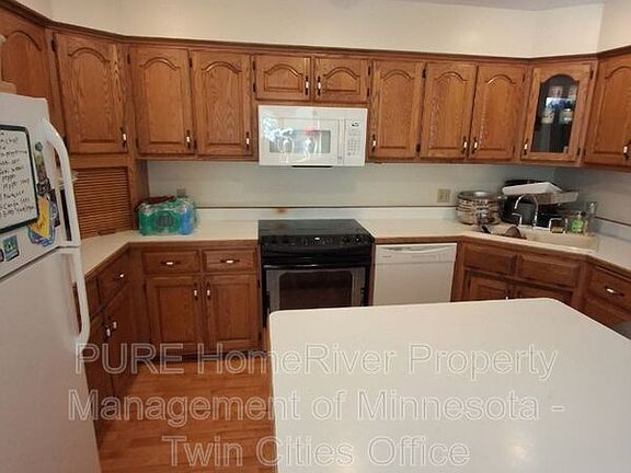 4th image of 3106 Innsbruck Dr